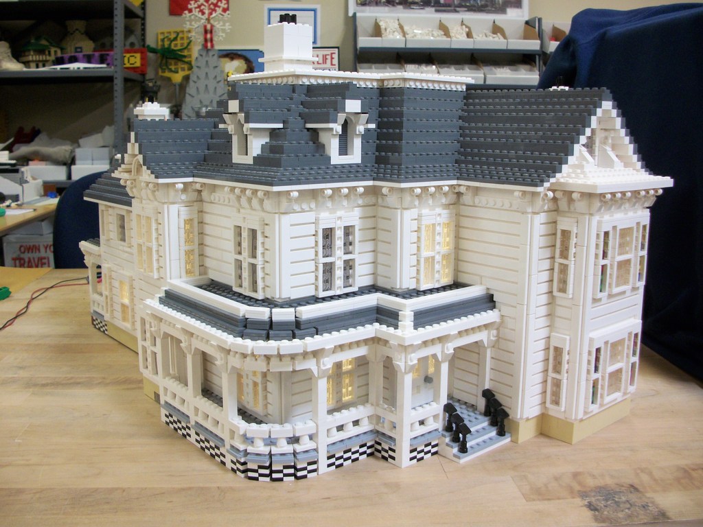 LEGO Artist Truman House